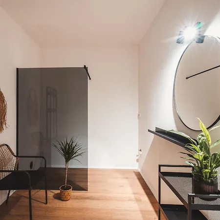 Gall Guest house *